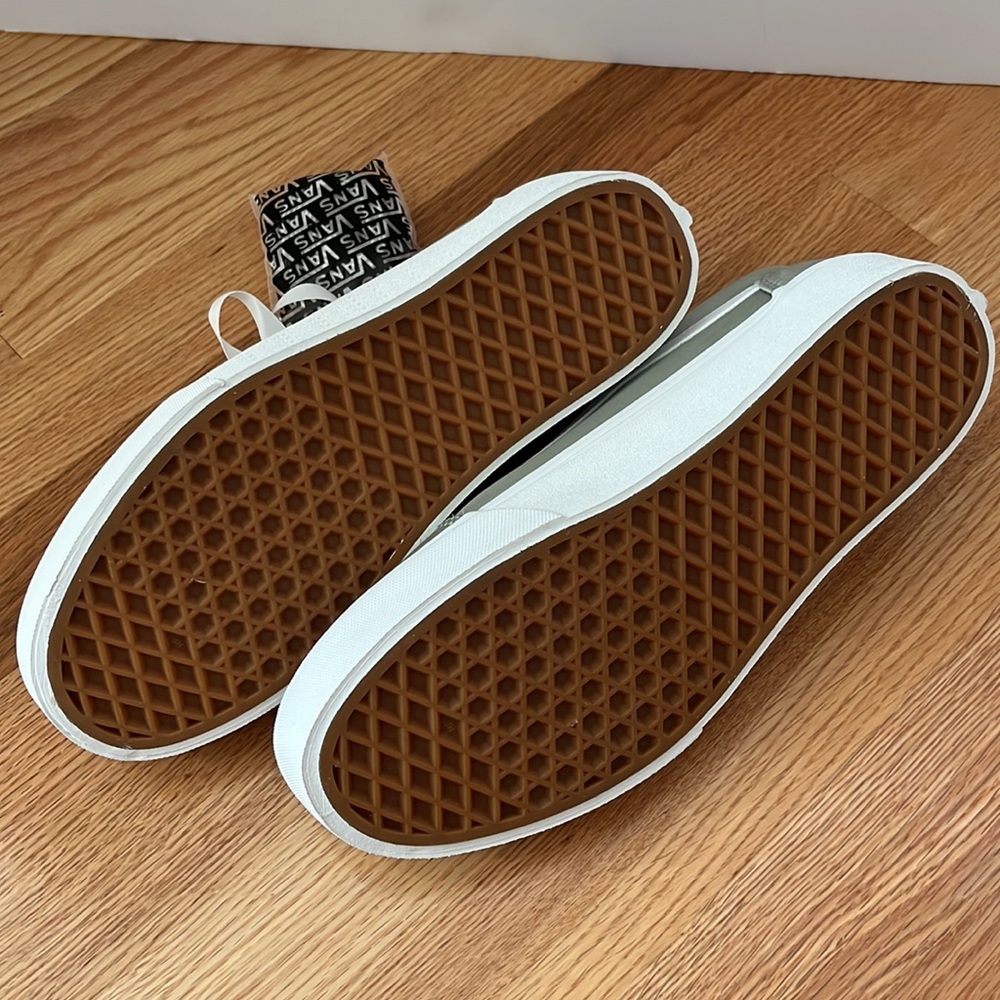 VANS “OFF THE WALL” Sage Shoes NEW - Picture 11 of 11